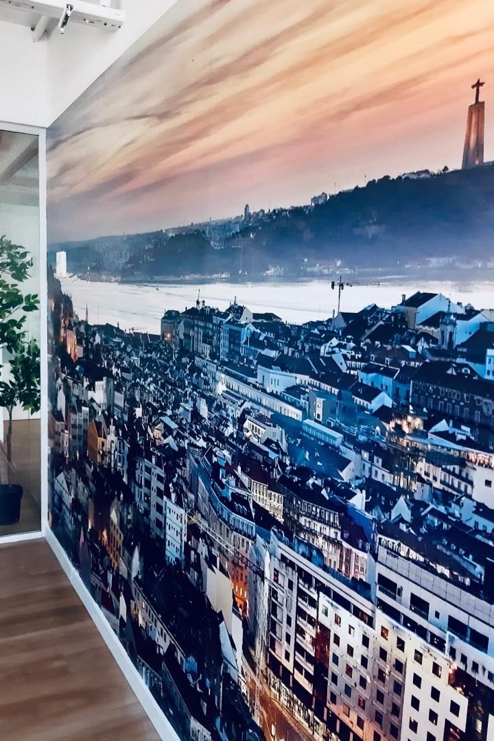 AS SUAS PAREDES TAMBÉM COMUNICAM, FALAM DE SI E INFLUENCIAM