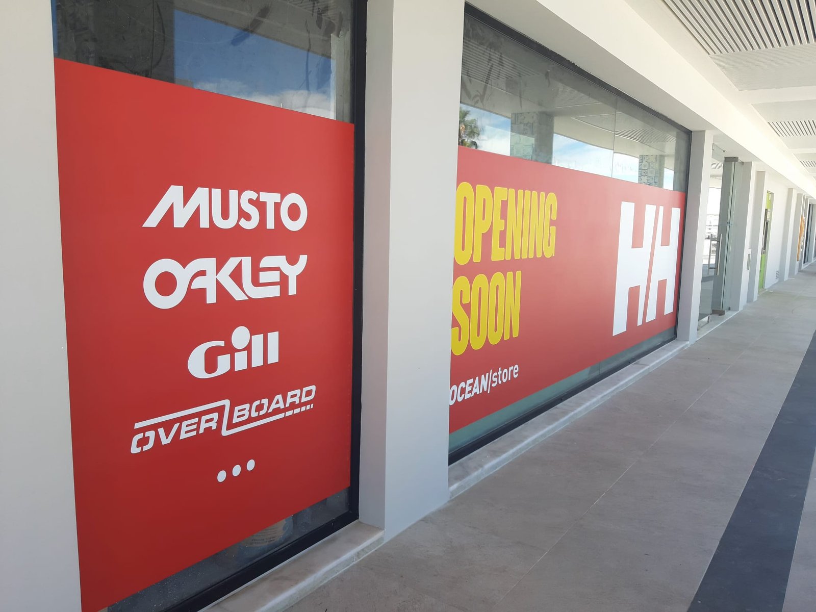 decoração de montra HH cascais