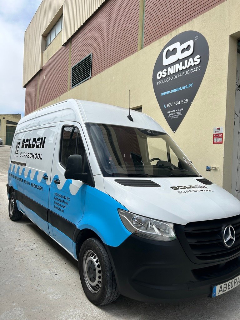 DB759C98-237B-46C0-B5E6-BE59A91735D4_1_105_c